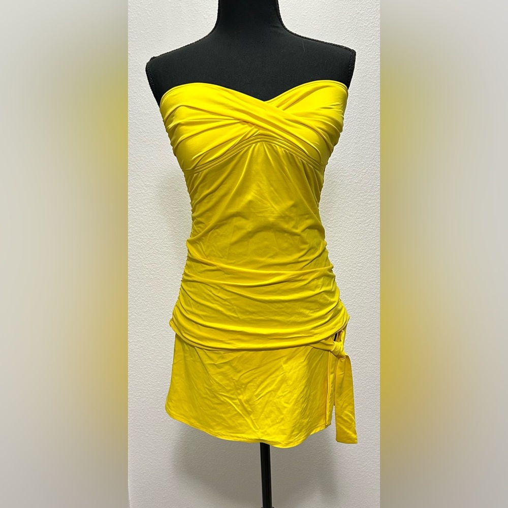 Tommy Bahama Swim Top - Medium - Yellow - Used